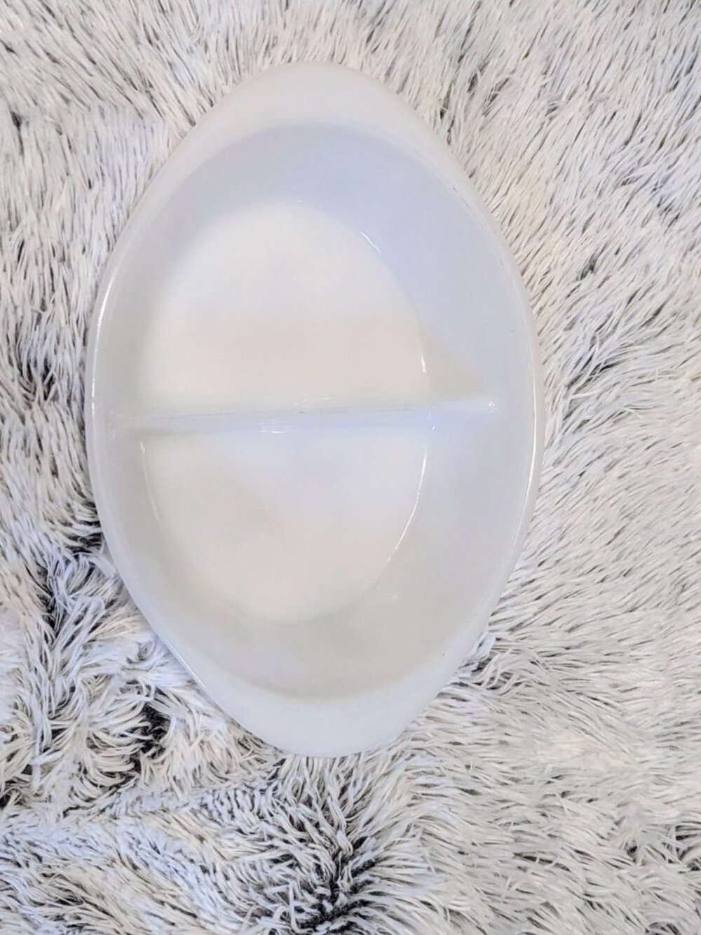 VINTAGE GlasBake Milk Glass Divided Bake Serving Dish J-2352 12” x 8.5”